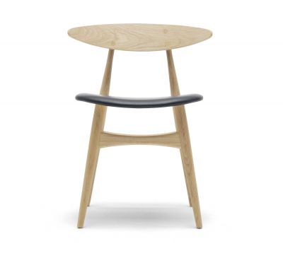 CH33P Stuhl von Carl Hansen & Søn, Eiche natur, Sitzfläche Leder, Designklassiker.